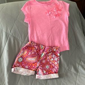 Adorable summer outfit. Bright colors.